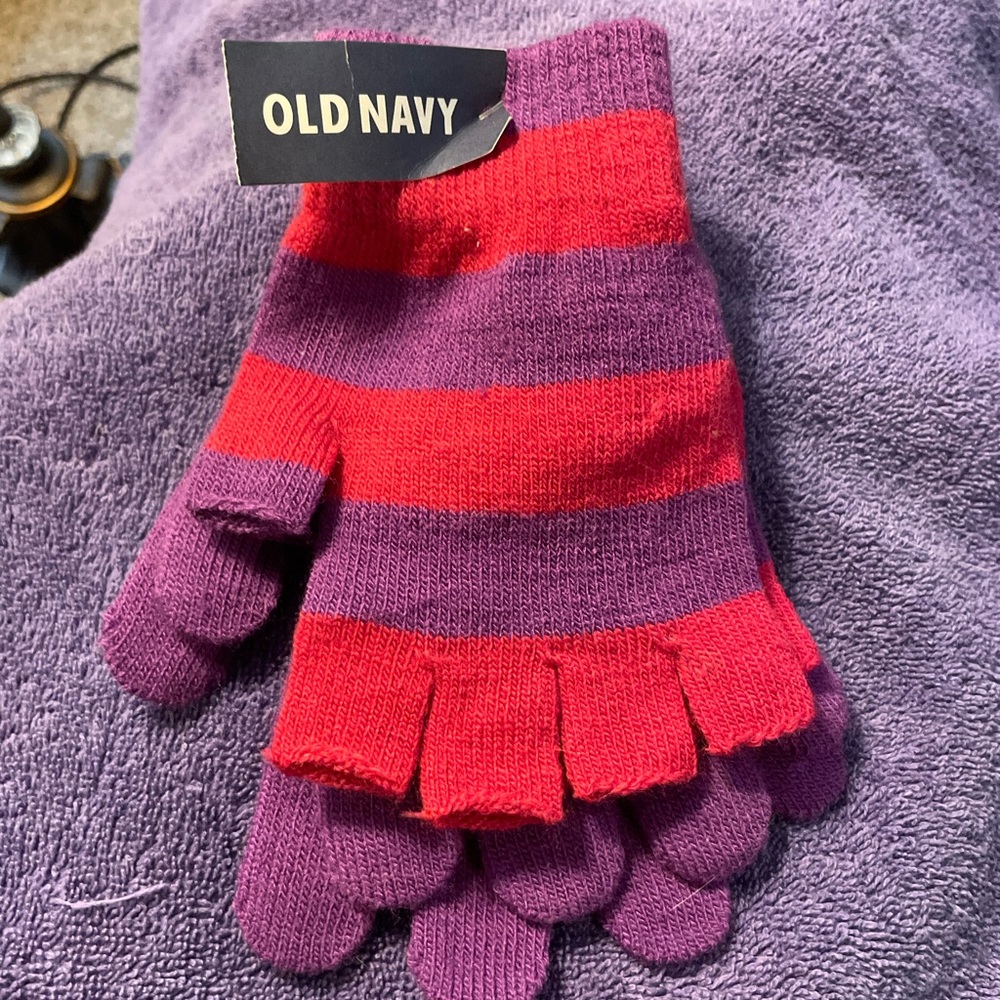 New Old Navy Mittens, Set of 2